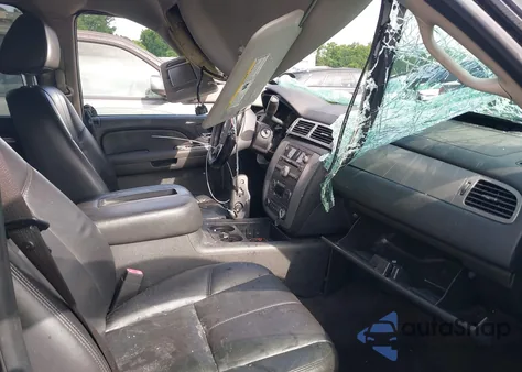 2009 Chevrolet Avalanche 1500 Lt2 from USA, damaged, VIN 3GNFK22039G194858